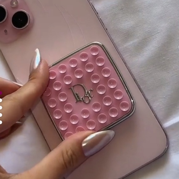 New in Box -  Octobuddy Pink Phone Accessory - Limited Edition - Picture 7 of 10